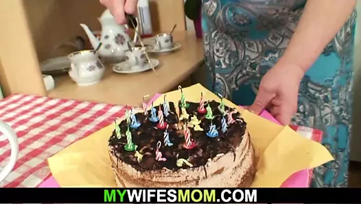 Mywifesmom
