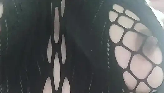 Bak nasıl benimle oynuyorum, senin için okşuyorum