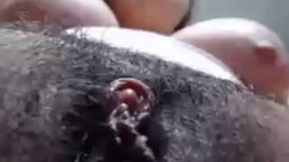 Chlupatý špinavý zralý klitoris