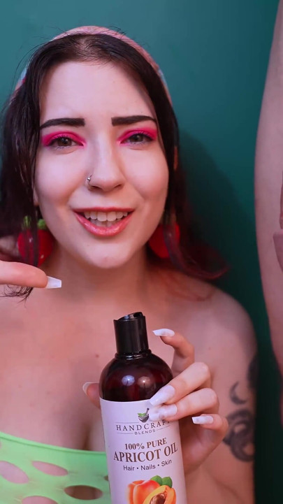 Handjob for Cuck Loser