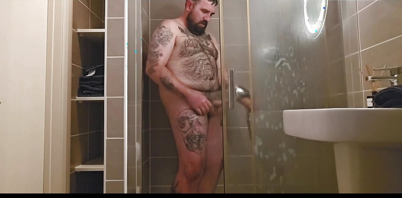 The Airbnb Host Caught Me Jerking off in the Shower!