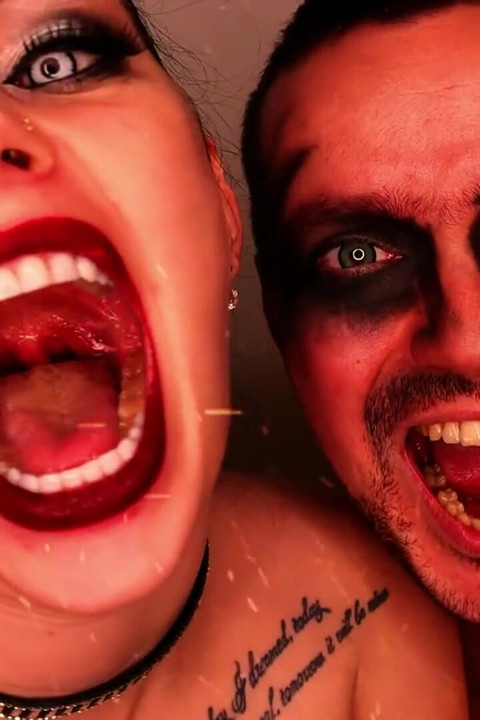 ¡Los demonios te van a comer y a todo tu clan después de rellenar tu cuerpo con su esperma!