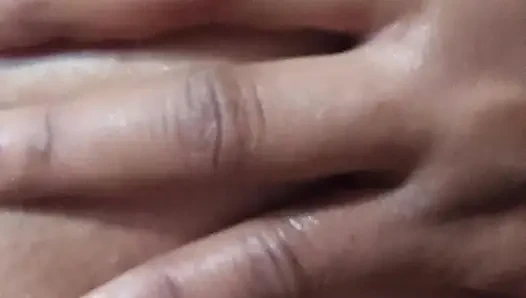 BerlinaCable Bathing and sucking my nipples