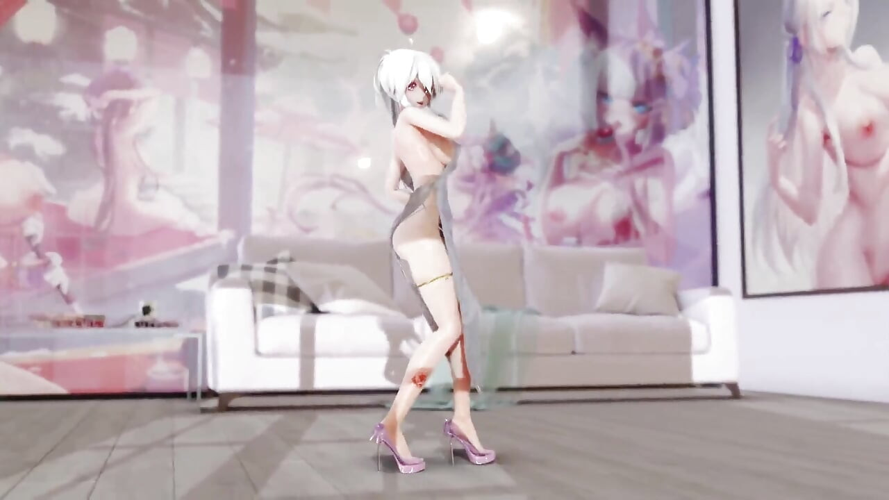 イウリラドレスストリップティーズ バスト