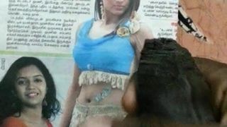 Appiccicoso e omaggio all&#39;attrice indiana tamil attrice Trisha
