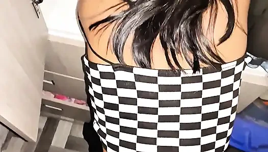 Bu muhteşem kızla gerçek seks! Mükemmel vücutlu latin minyon