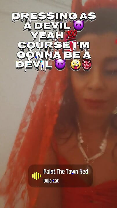Ebony_Queen video