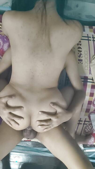 Natural girl riding on cock at my bed