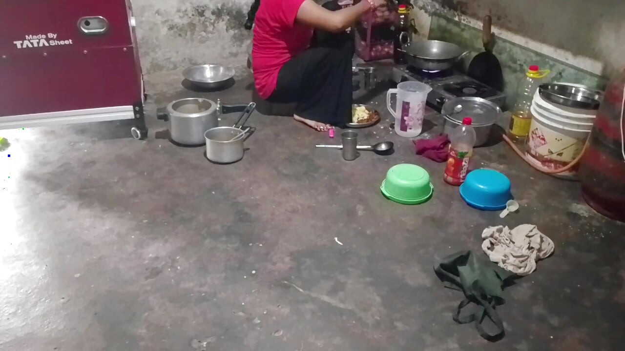 Bhabhi Ke Cock Suck Ke Apni Prsa Pe Pani Niki Hindi Audio
