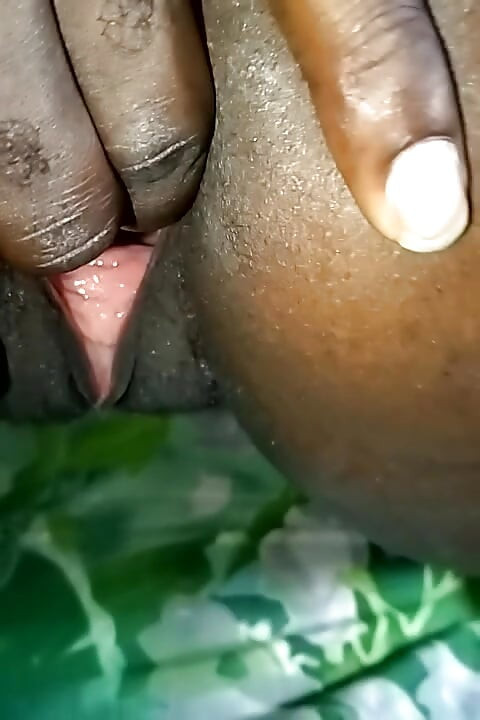 Siyah amına bir gün yumruk sokma, siyah güzel amcık