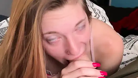 Sepong kontol pagi-pagi