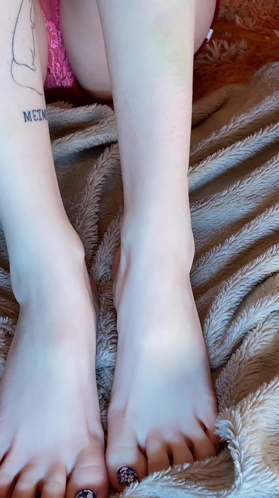 Provocarte con mis piernas y follarme