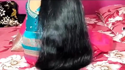 Today I am wearing a red saree. I want to fuck my pussy