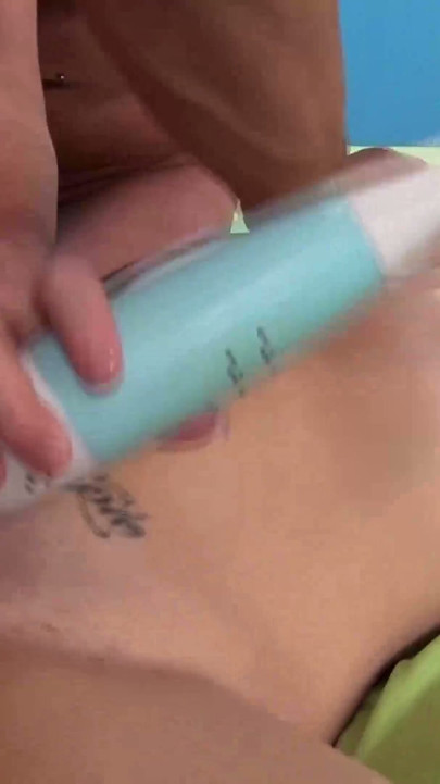 Jennifer White Cum Swaps with Pretty Newbie Saint Patrick's Day Threesome