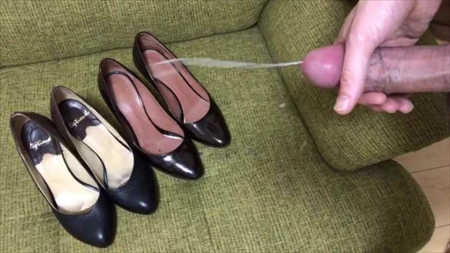 Wife's pumps splattered with spunk