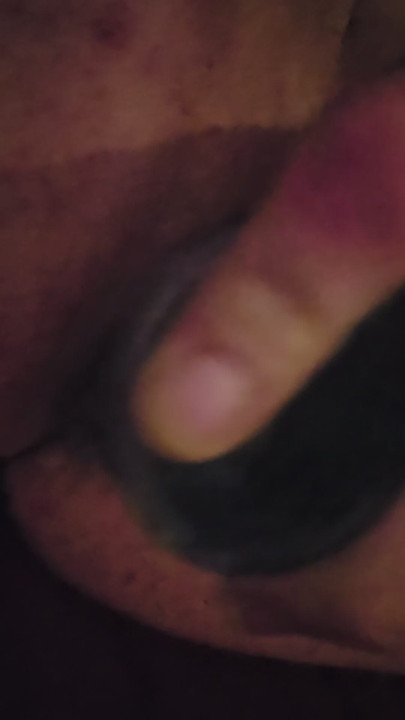 Veliki dildo za moju napaljenu trans guzicu