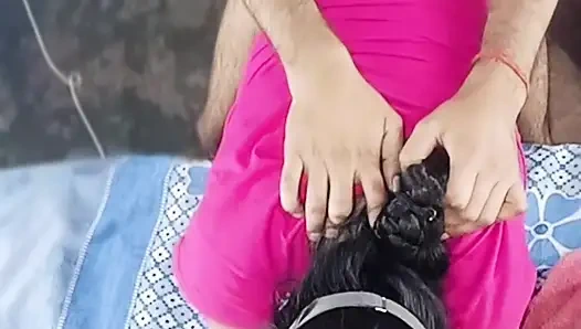 Cewek sange ini lagi asik nyepong kontol sambil nyepong kontol dan ngisap toketnya sambil duduk di kontolnya sambil berbaring lurus - audio bahasa india