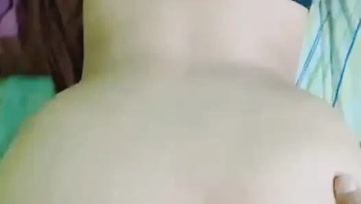 Üvey erkek kardeş tekrar oynamak istiyor