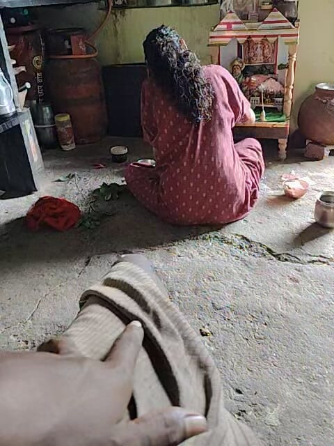 I need gril and women Aunty please