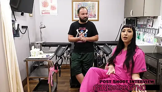 Fisik pintu masuk Universitas Tampa - selena sativa