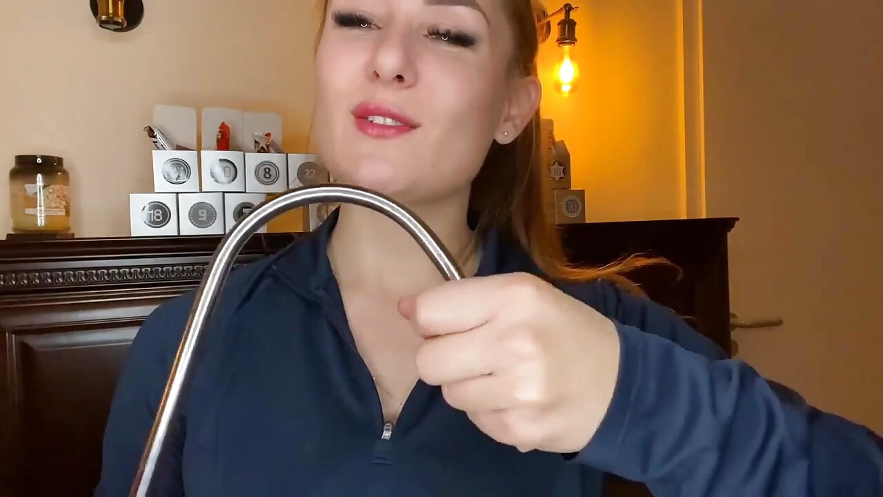 Cruel Reell testuje ocelové anální háky - potěšení bondage od Steeltoyz