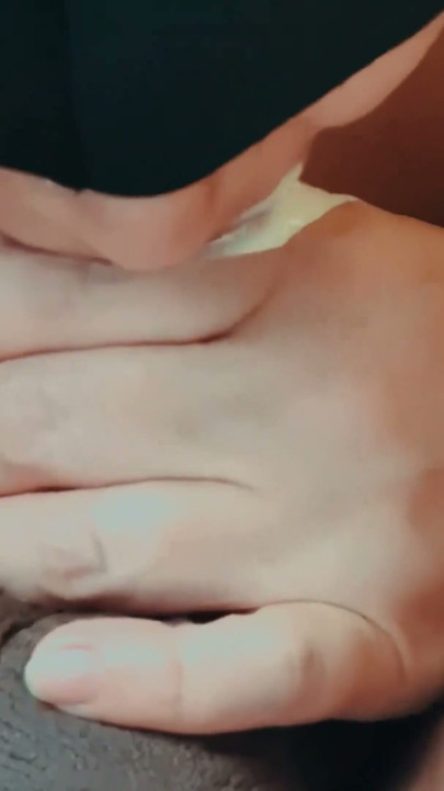 Stepson Suddenly Cum In Stepmom Mouth While She Was Sucking Him, Filled Her Mouth Whith His Cum But She Kept Sucking Him | Clip 1