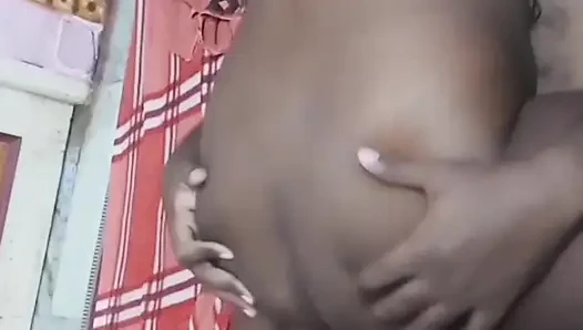 Istri nakal ini didobel penetrasi sama pria dominan dengan pantat bahenol dan memek aduhainya!