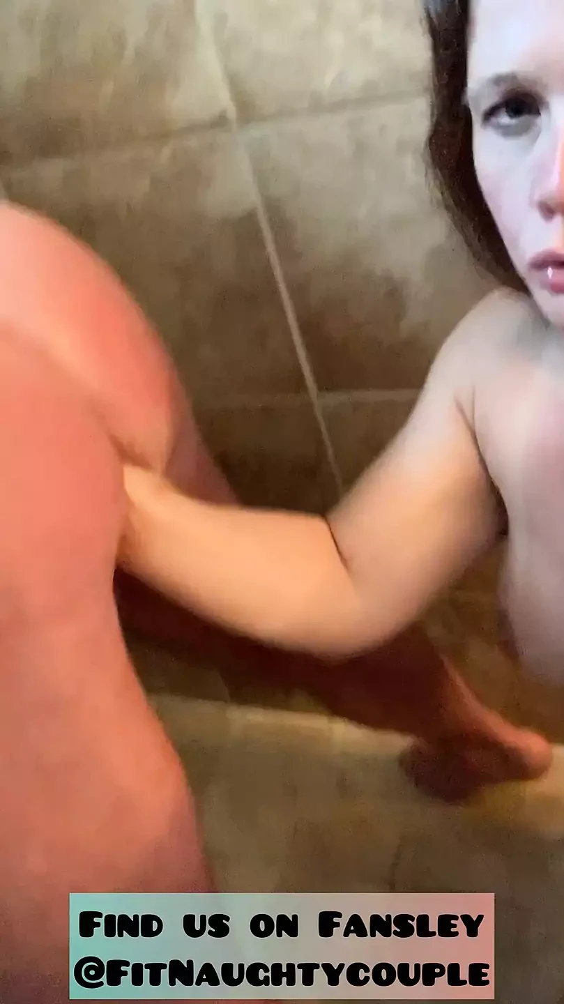 Fisting dirty talking MILF with latex glove!