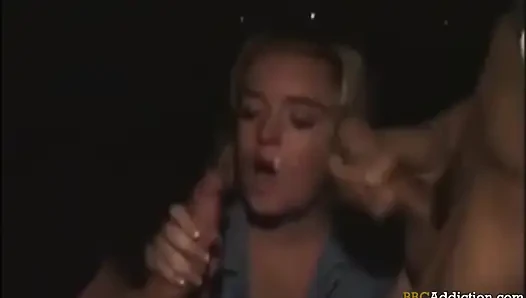 Kecanduan BBC - video porno amatir dan buatan rumah 100%. Tante seksi ini kecanduan kontol besar pria kulit hitam dan pria antar ras