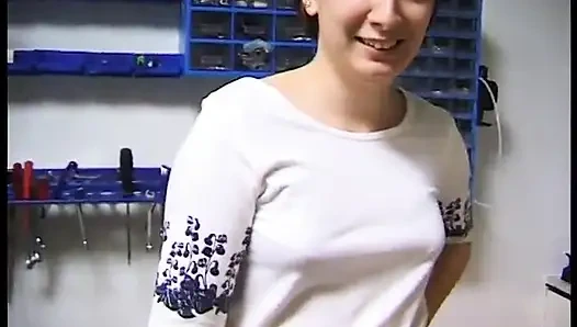 Amateur brunette slut banged in pov action