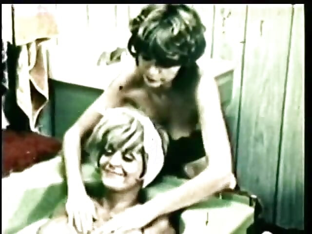 Enjoy Some Hot Scenes of Vintage Pornstar Candy Samples