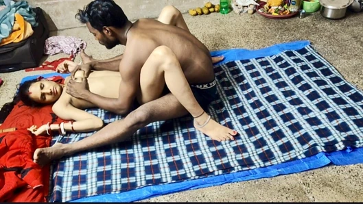 Video ngentot ganas gadis desi di malam hari