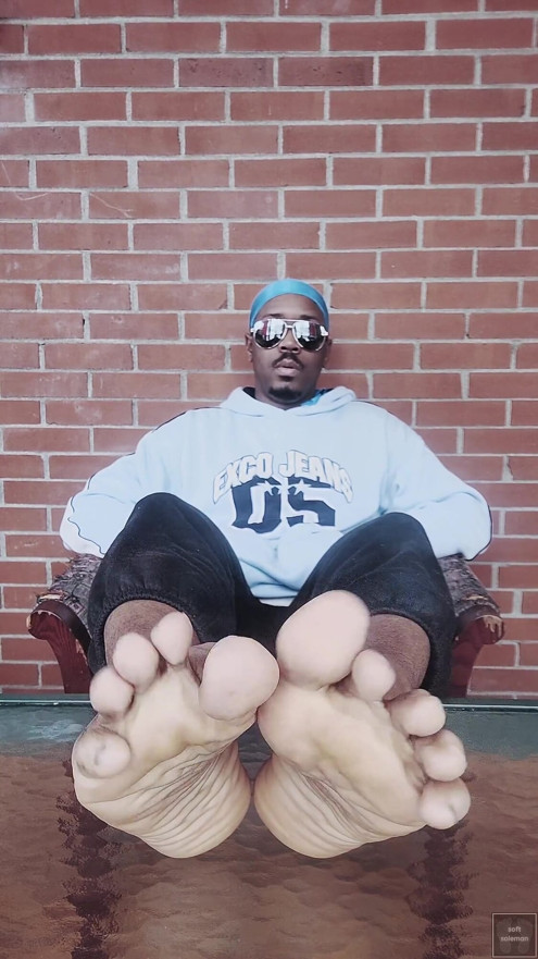 Display My Male Soles 3