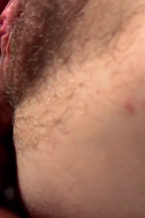 Playing with My Stepsister: if I Make Her Cum, She'll Let Me Cum on Her Pussy