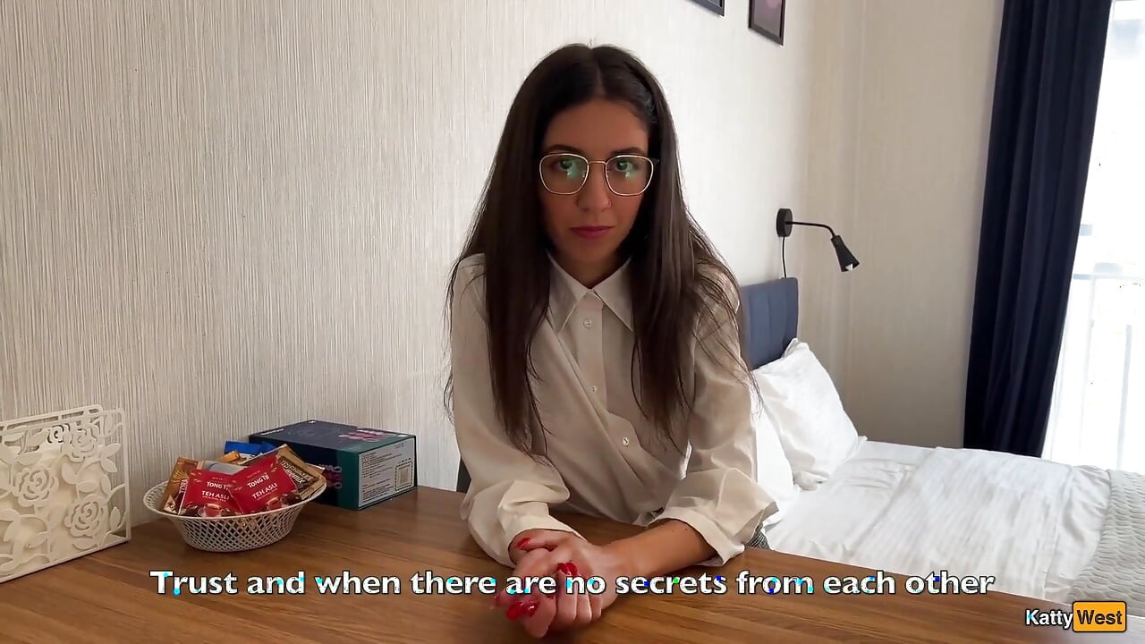 A Sexologist Teaches a Patient How to Properly Engage in Anal Sex, with Plugs From Flirtwithsb