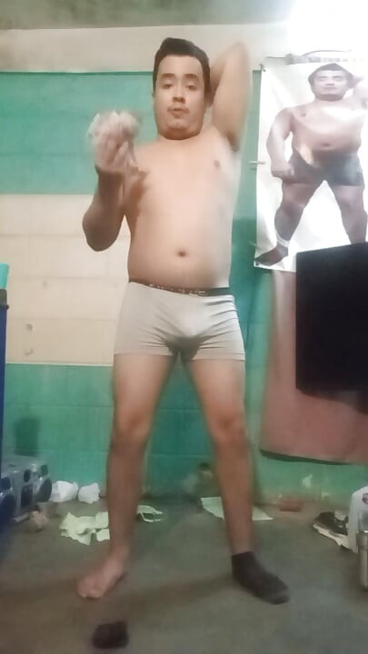 Isa dalam Bab Mandi Boxer 10