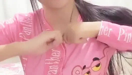 Моя мачеха заставила меня вылизать ее задницу