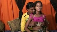 美丽的印度宝贝性交