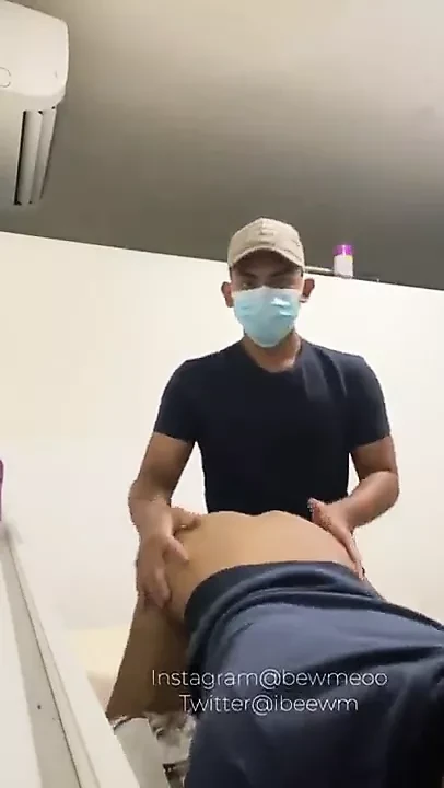 흑인 대물 자지와 섹스하는 아시아 소녀