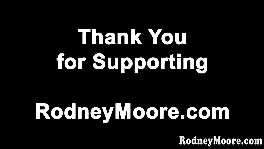 Lustiges sperma isst hübsches mädchen mit dickem arsch