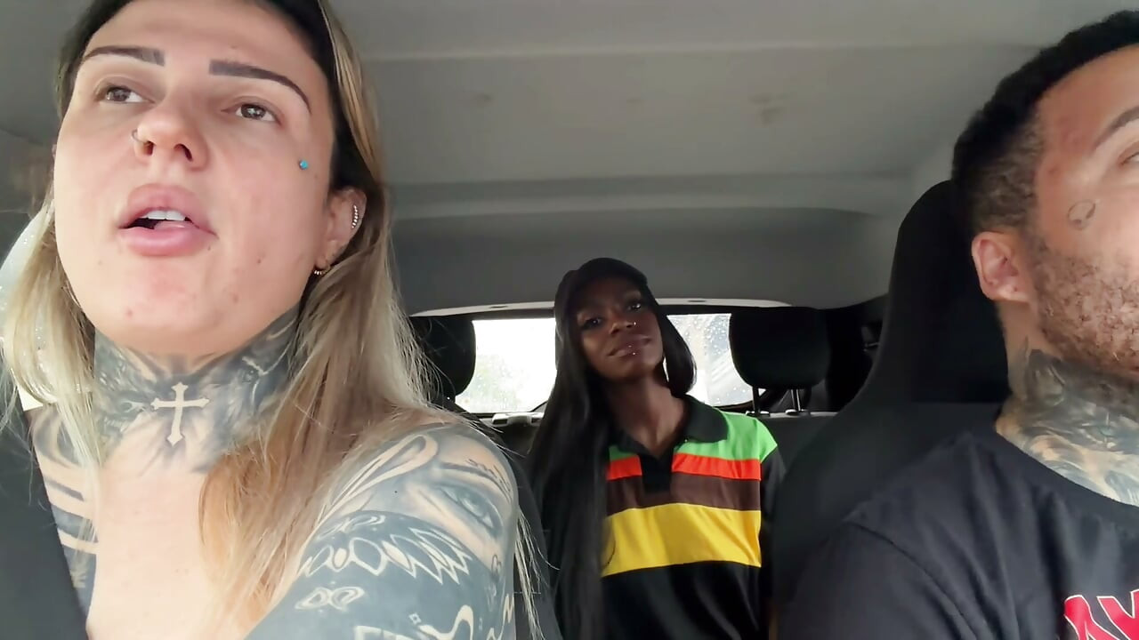 Fastfood manager loves the idea of being a porn actress and gives me pussy and my husband's cuckold