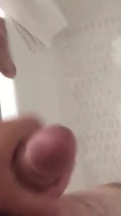 me cummin in the shower