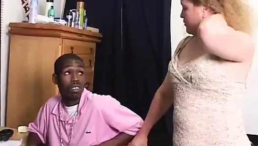 Plump white floozie enjoys her face jizzed and her cunt snatched with hard black dong