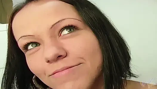 Manojob-klassiker: Britney Kane