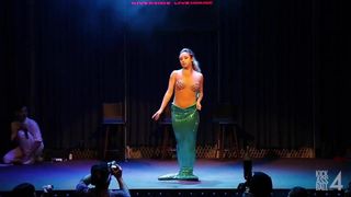 人魚のダンス-フルールの少女（ノボシビルスク）