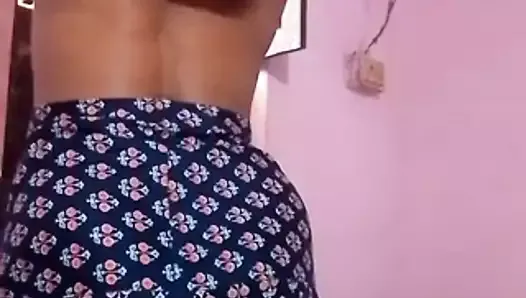 Swetha - femme tamoule vidéo nue