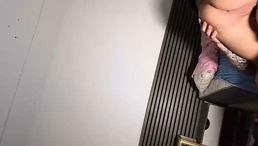 Italian Gets Her Pussy Smashed, and Makes Me an Amazing Blowjob