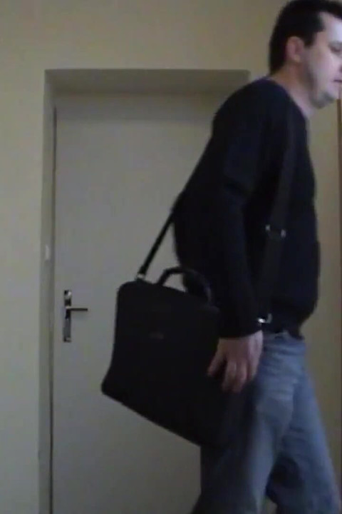 Amadora esposa fodida e gozada nos peitos por marido com pau grande