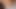 Azgın iri güzel kadın oyuncaklarla oynuyor ve porno izlerken kendini boşaltıyor