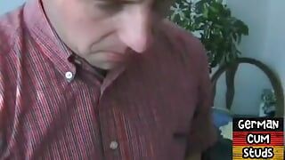 German greedy bottoms fucked and jizzed in homemade 3some